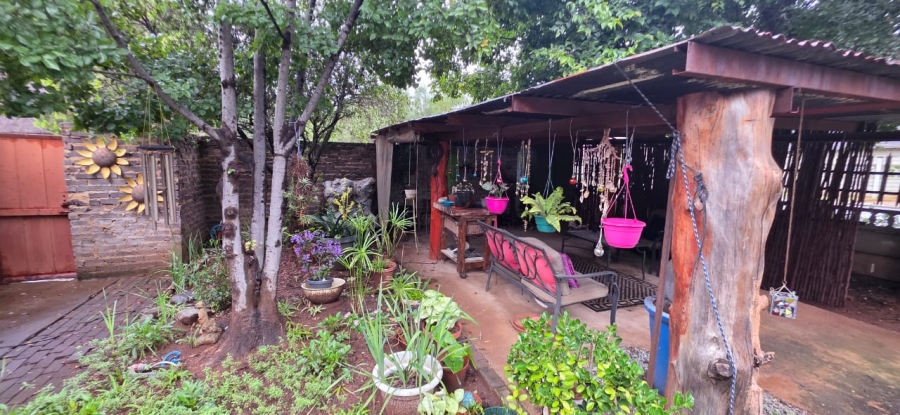 5 Bedroom Property for Sale in Stilfontein North West